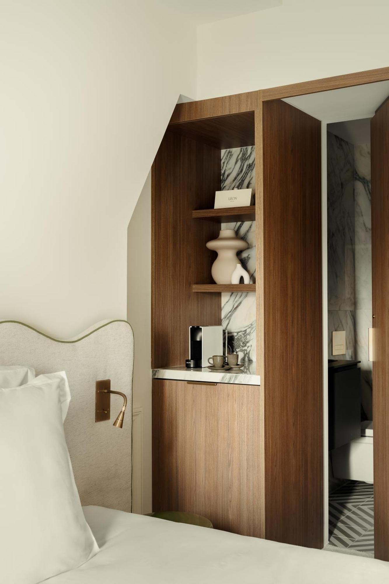 Hotel Leon Париж Экстерьер фото