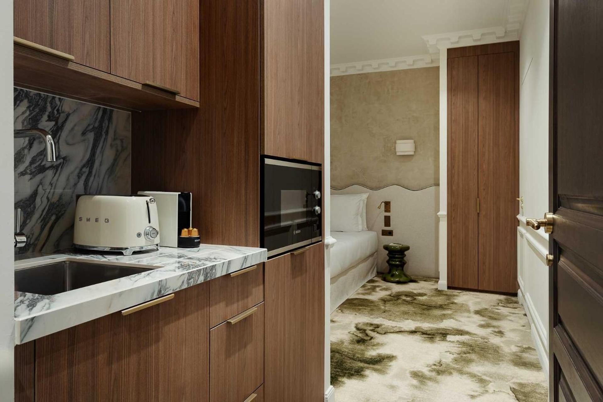 Hotel Leon Париж Экстерьер фото